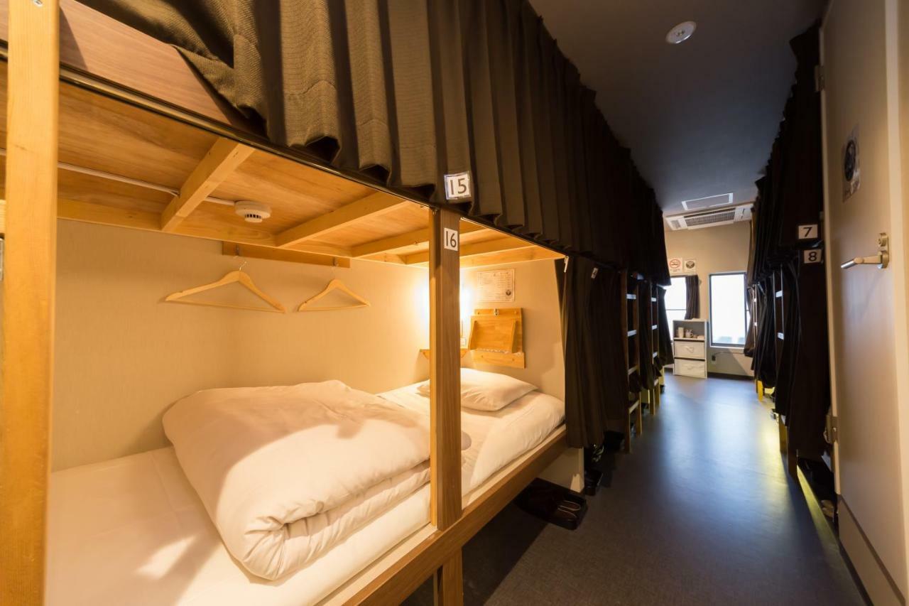 Hostel Namba Takumi Osaka Exterior foto